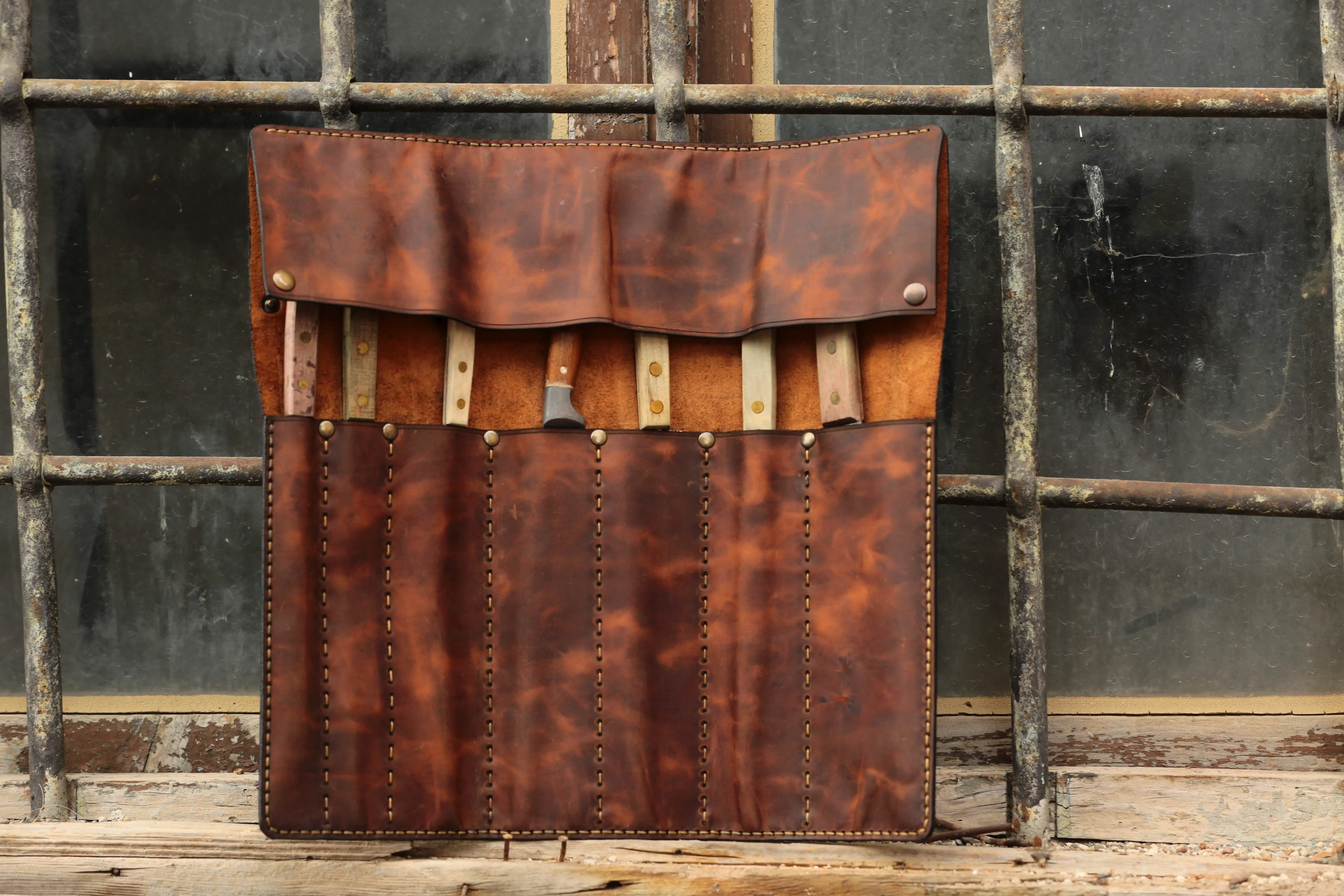 Artisan Leather Chef's Knife Roll - 7-Slot Holder for Professional Cooks