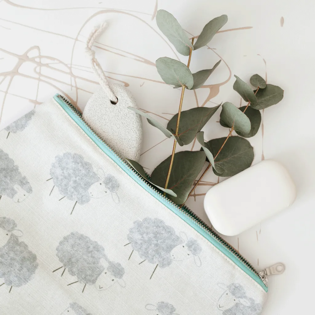 Baa Baa Sheep Cosmetic   Wash Bag