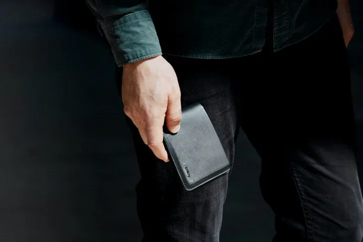 BELLROY HIDE & SEEK WALLET LO  PREMIUM - 2 COLORS