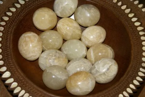 done 2 Hand Carved & Polished Stalagmitic Alabaster Calcite Eggs Hard Stone EXQUISITE