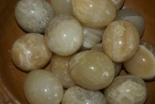 done 2 Hand Carved & Polished Stalagmitic Alabaster Calcite Eggs Hard Stone EXQUISITE