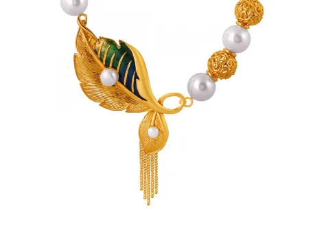 Exquisite 22k Gold & Pearl Necklace With Peacock Feather Detailing