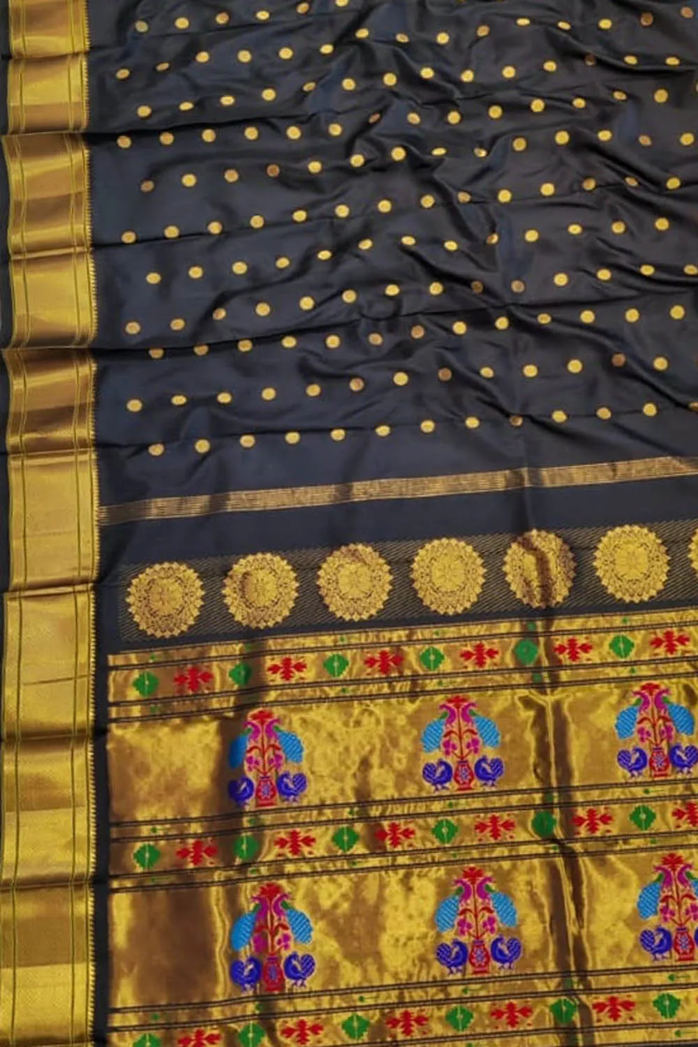 Exquisite Black Paithani Handloom Silk Saree