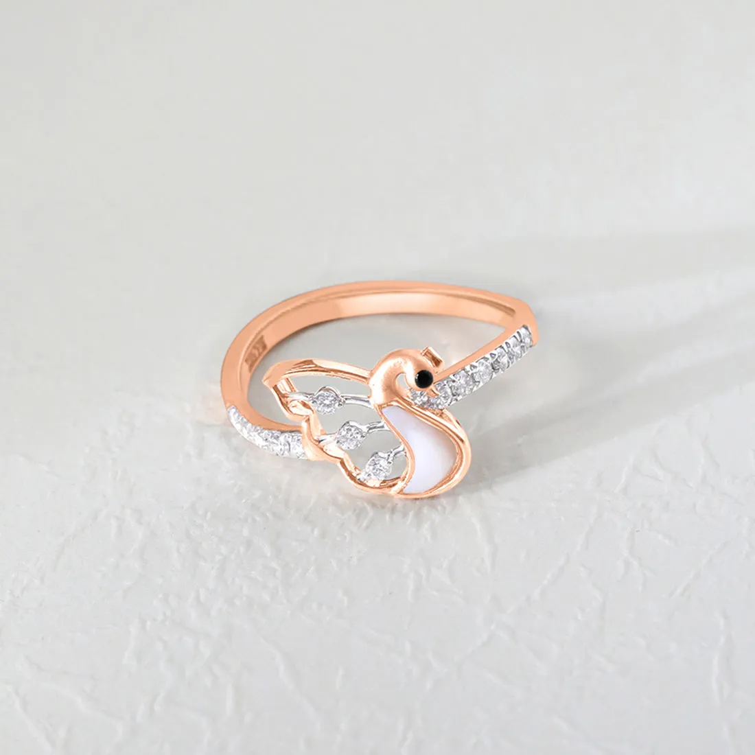Exquisite Gold Peacock Ring with Lab-Grown Diamonds