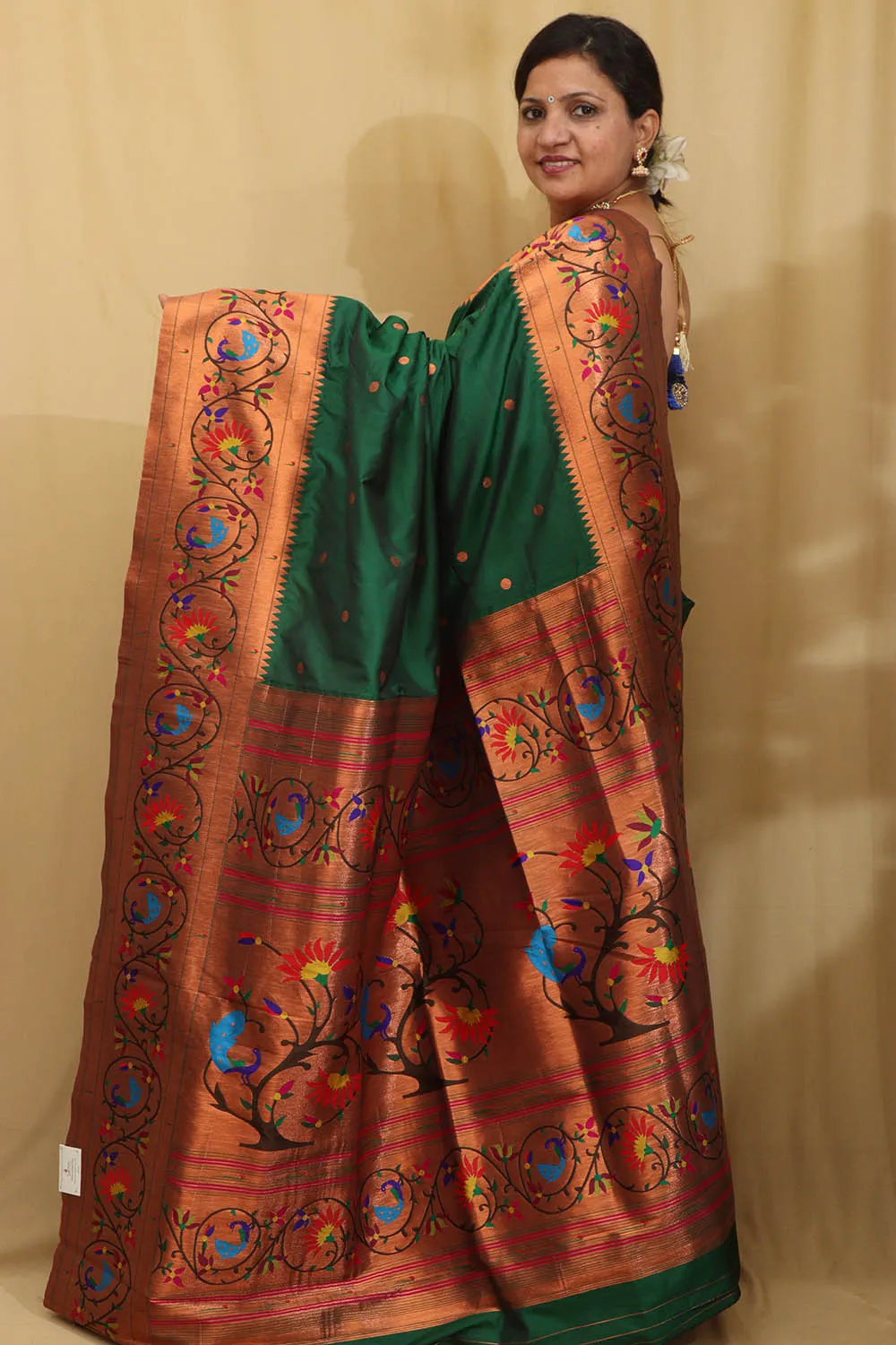 Exquisite Green Paithani Silk Saree with Peacock & Flower