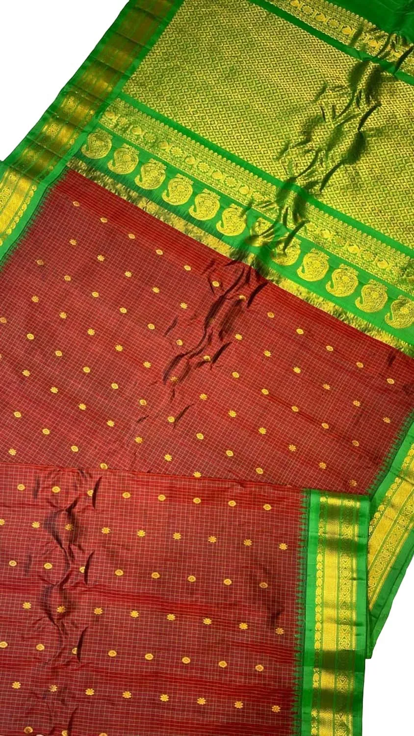 Exquisite Maroon Gadwal Silk Saree - Handloom Beauty