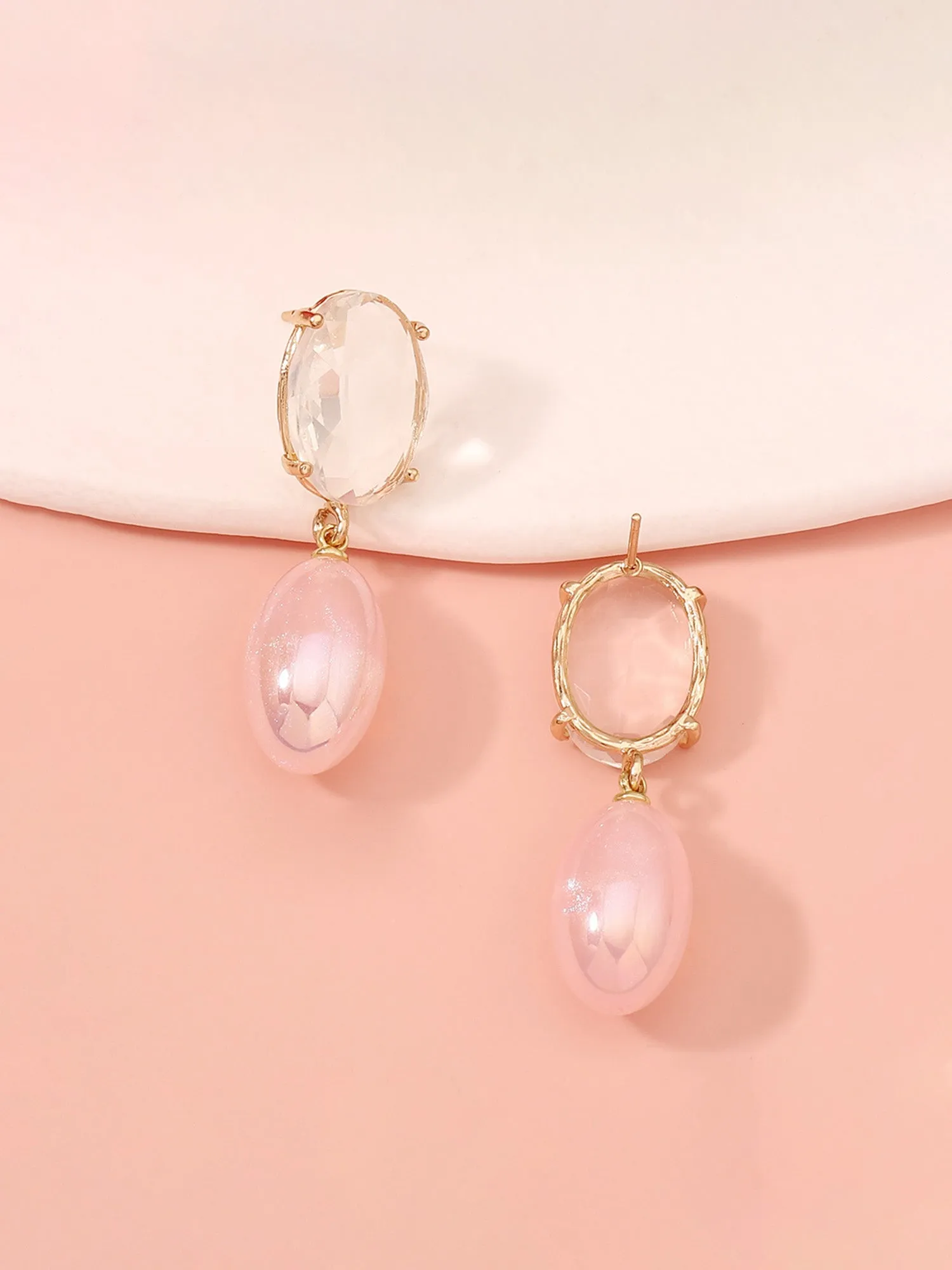 Exquisite Pearl Pink Ear Studs