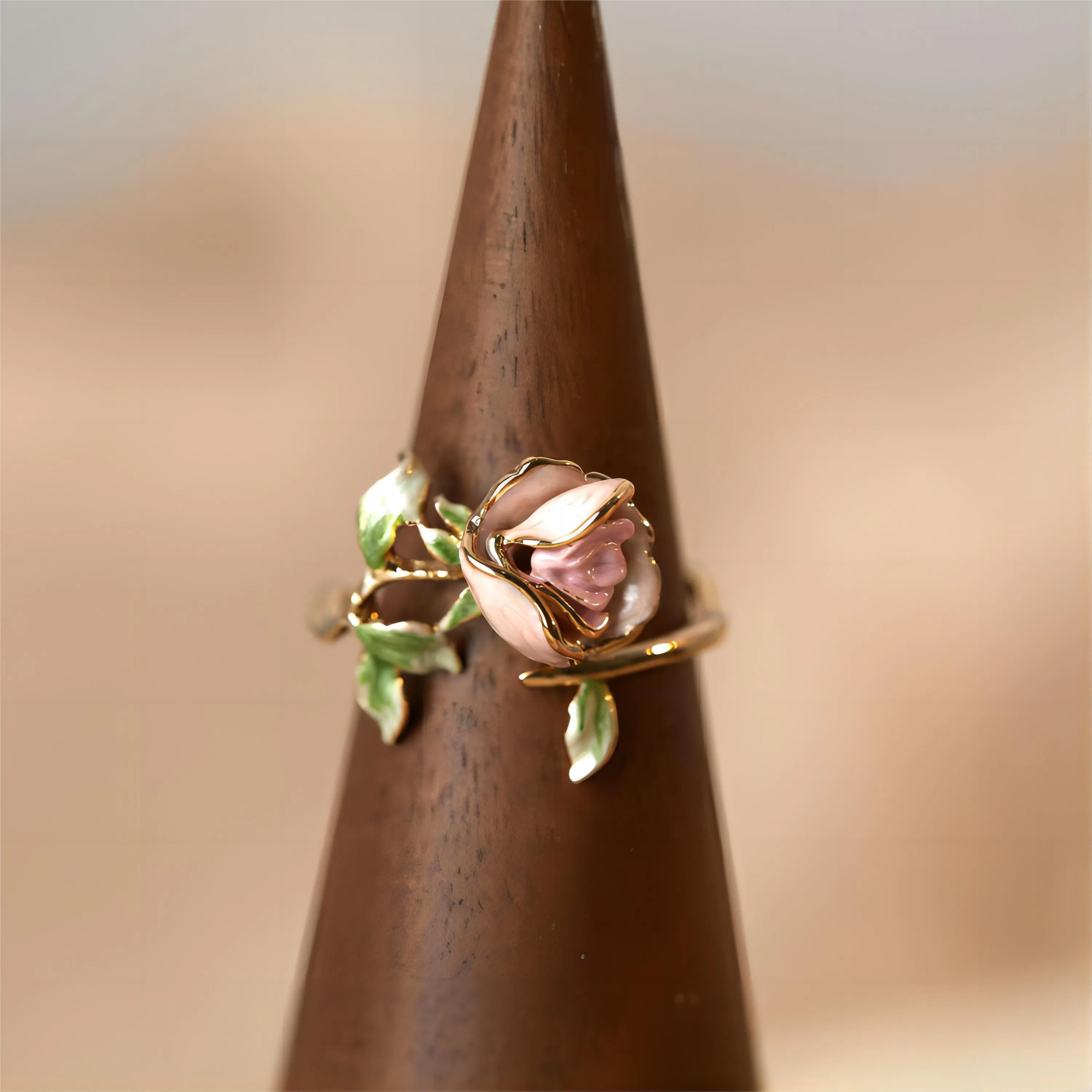 Exquisite Pink Rose Open Ring