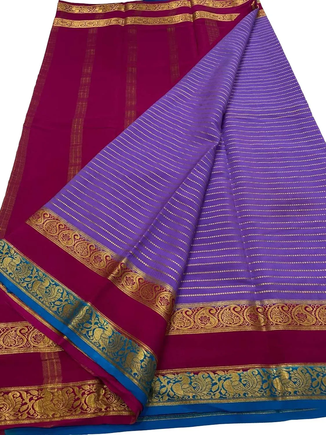 Exquisite Purple Silk Saree - Handloom Beauty