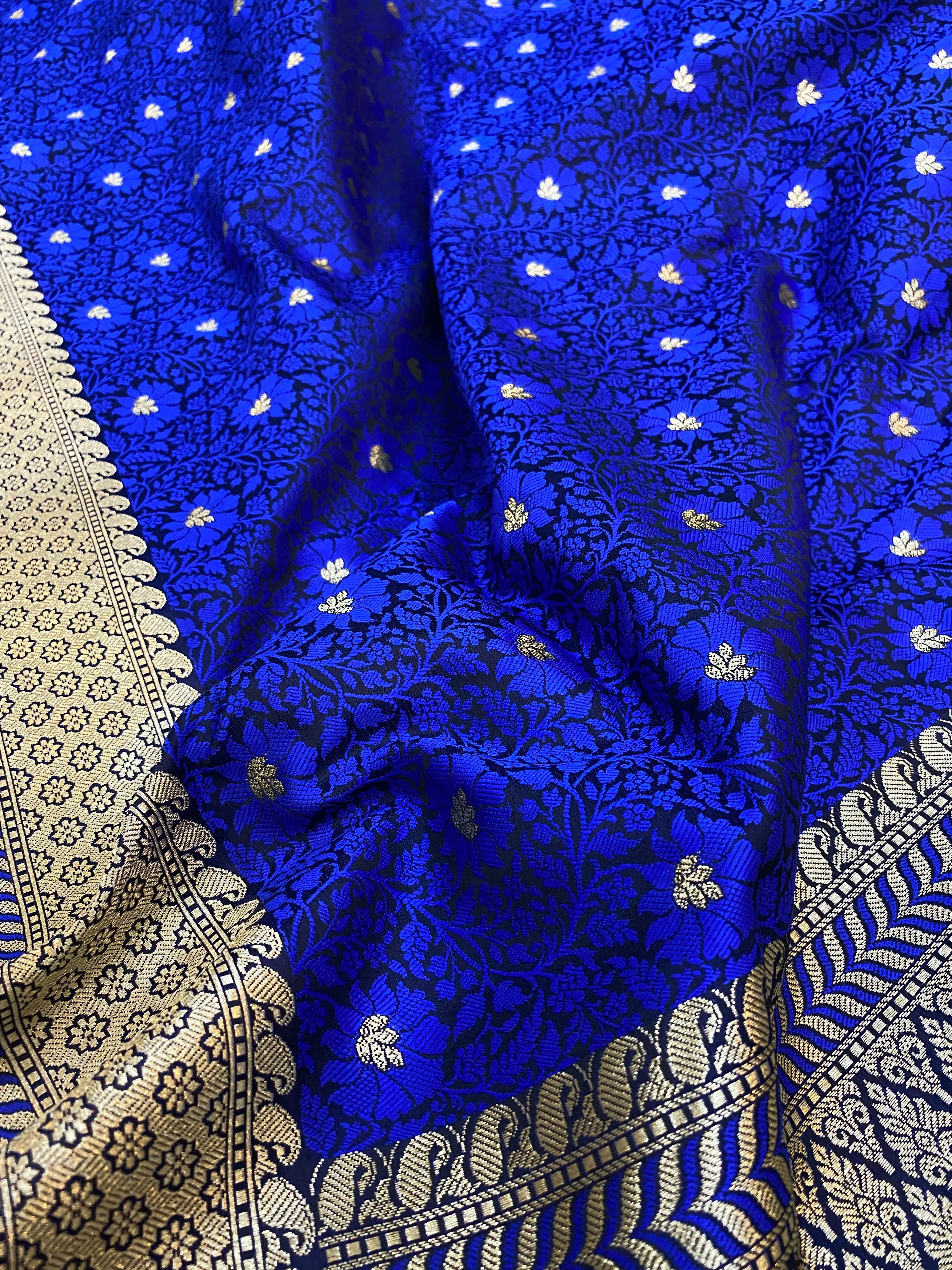 Exquisite Royal Blue Pure Katan Silk Banarasi Saree