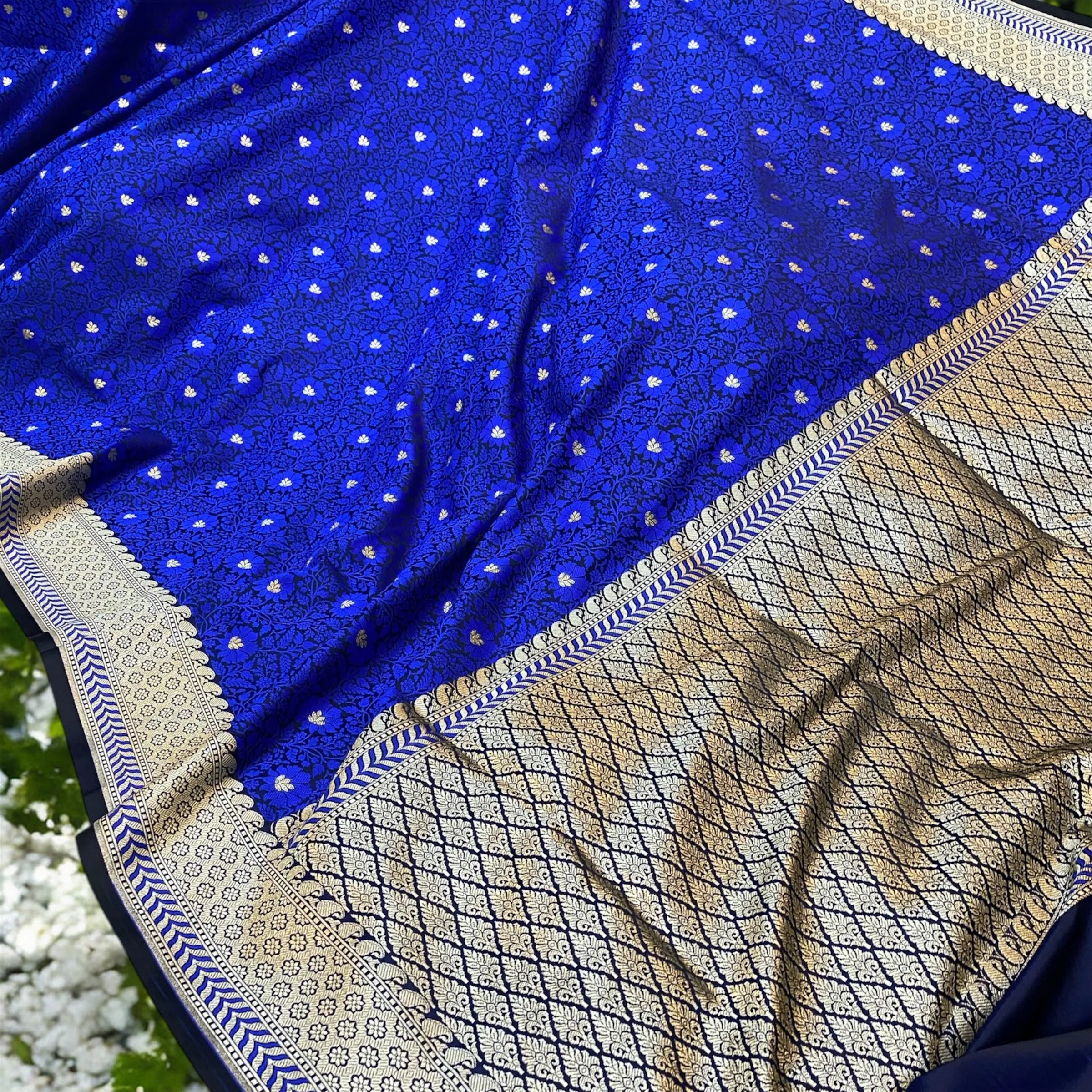 Exquisite Royal Blue Pure Katan Silk Banarasi Saree