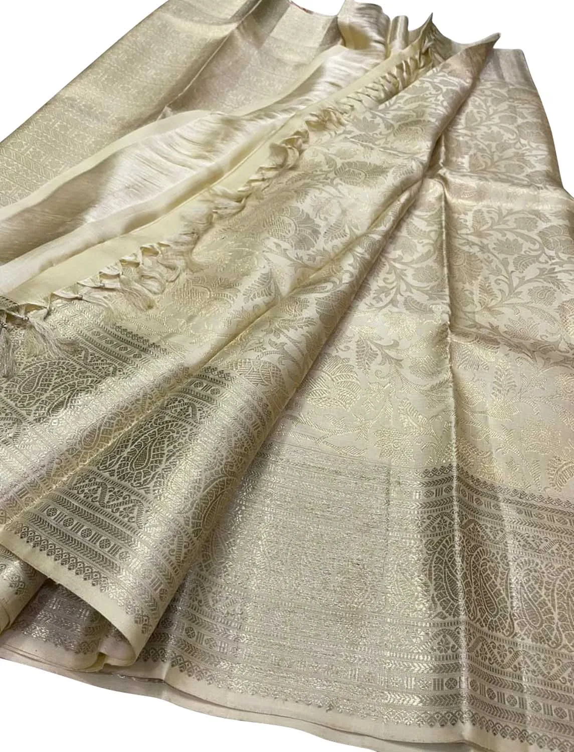 Exquisite Silver Handloom Kanjeevaram Pure Silk Saree