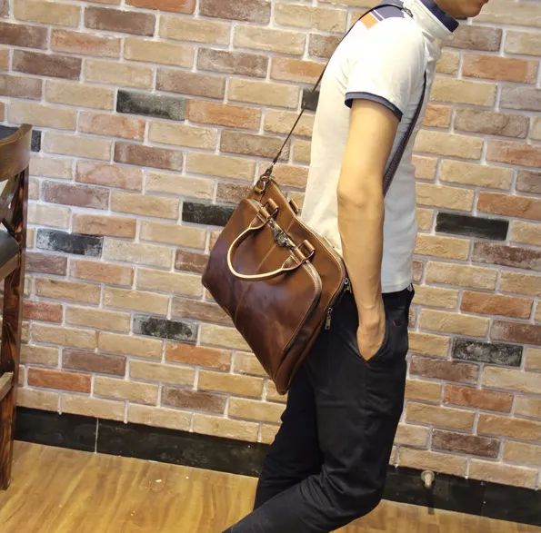 Fashionable Men's Light Briefcase