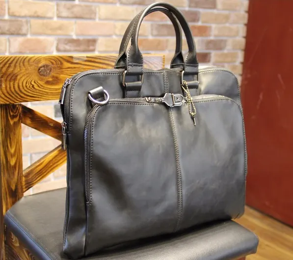 Fashionable Men's Light Briefcase