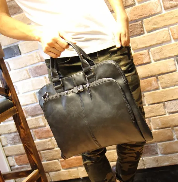 Fashionable Men's Light Briefcase