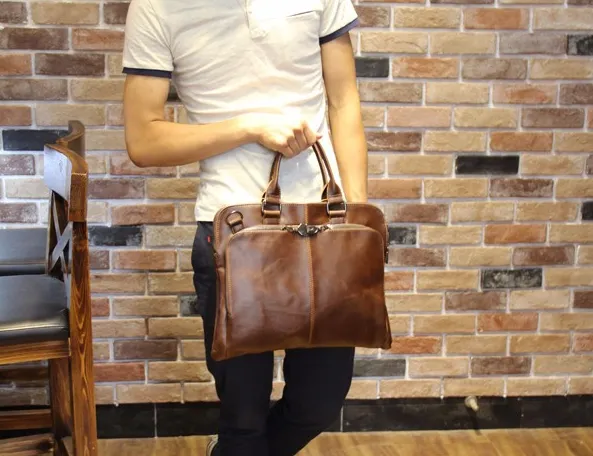 Fashionable Men's Light Briefcase