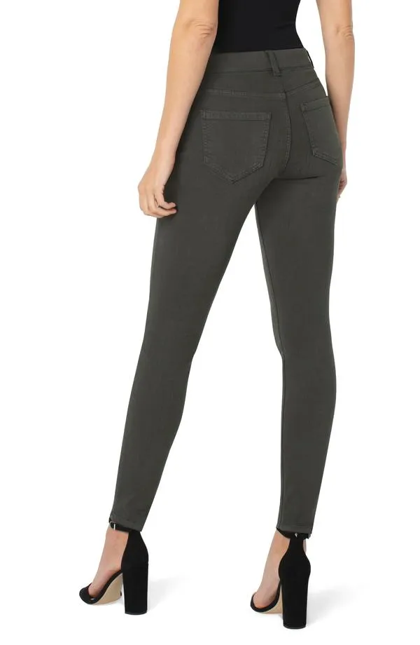 Gia Glider Skinny