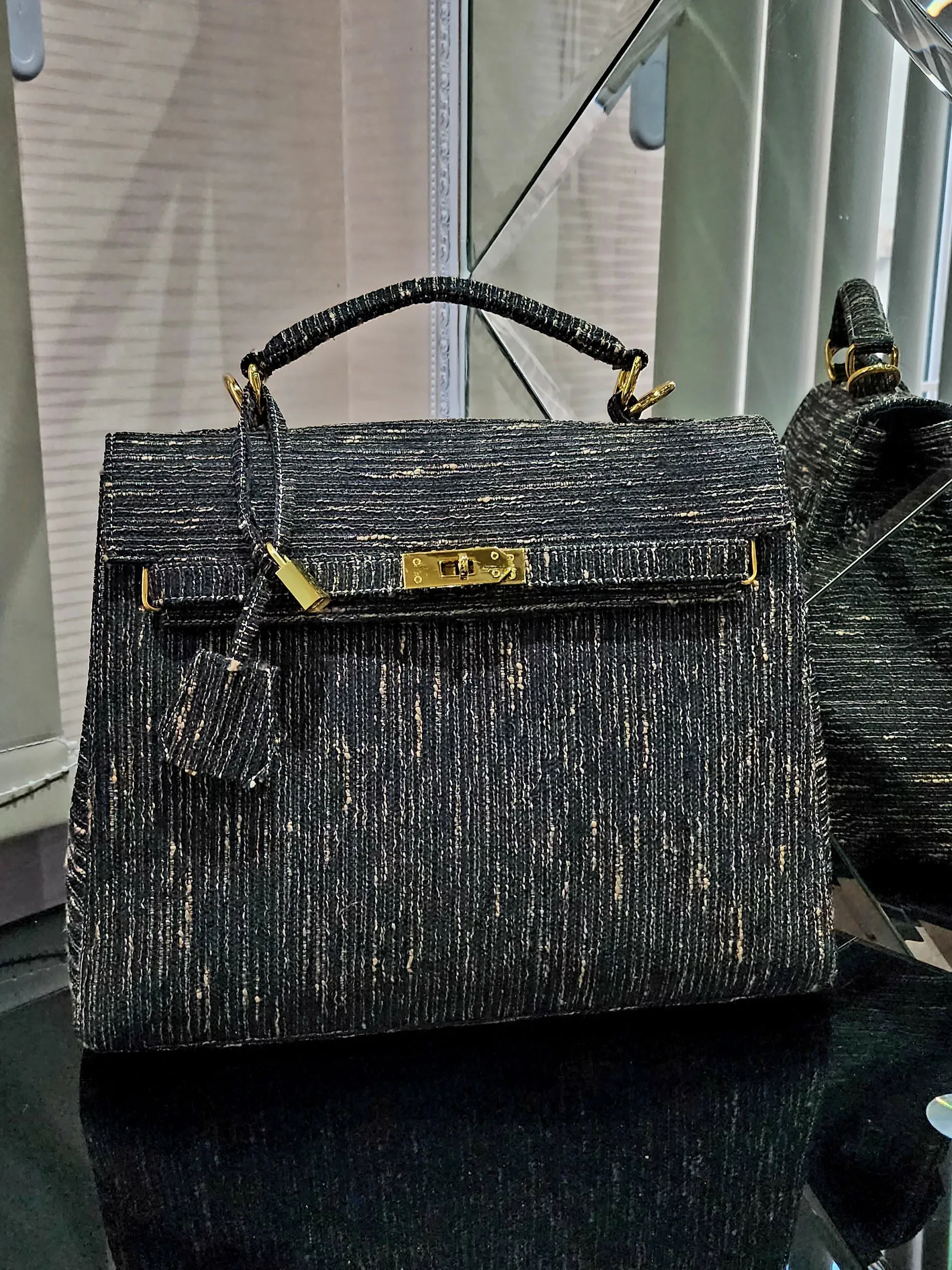 Handmade Tweed bag, Medium size (35cm)_style 24