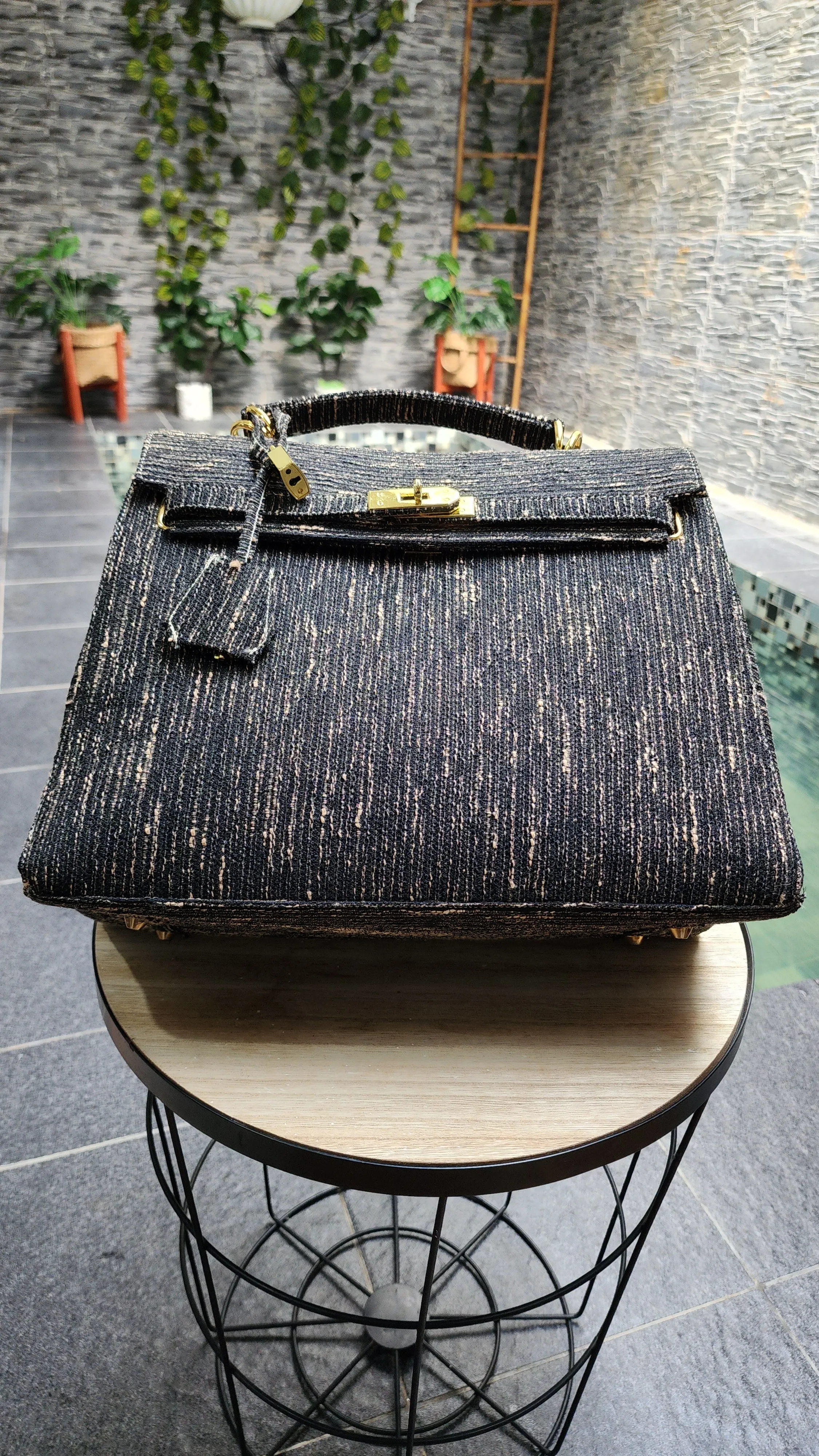 Handmade Tweed bag, Medium size (35cm)_style 24