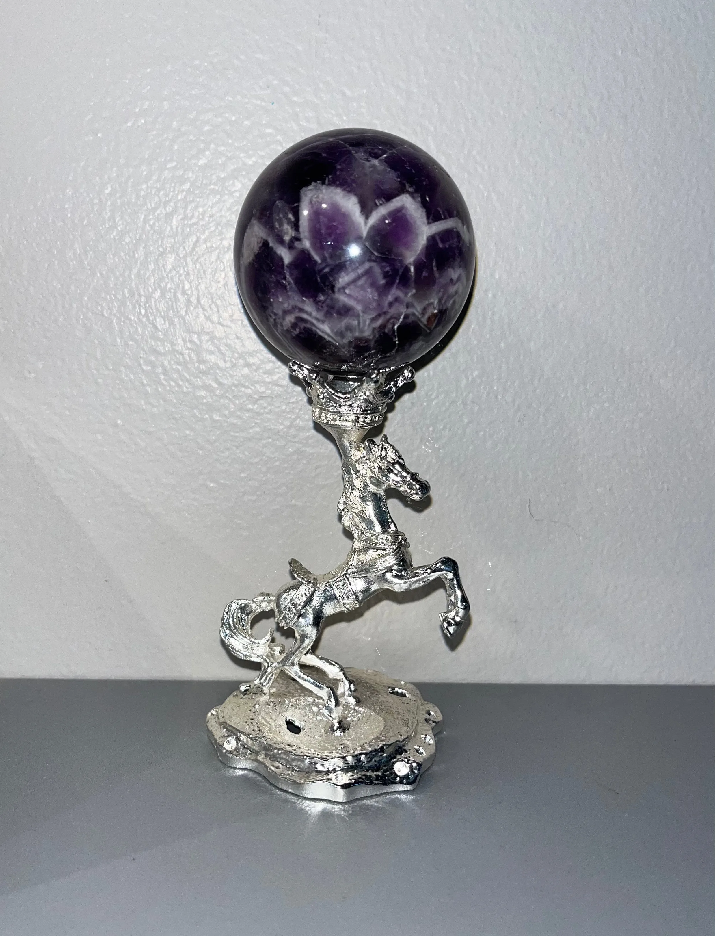 Horse Sphere Holder