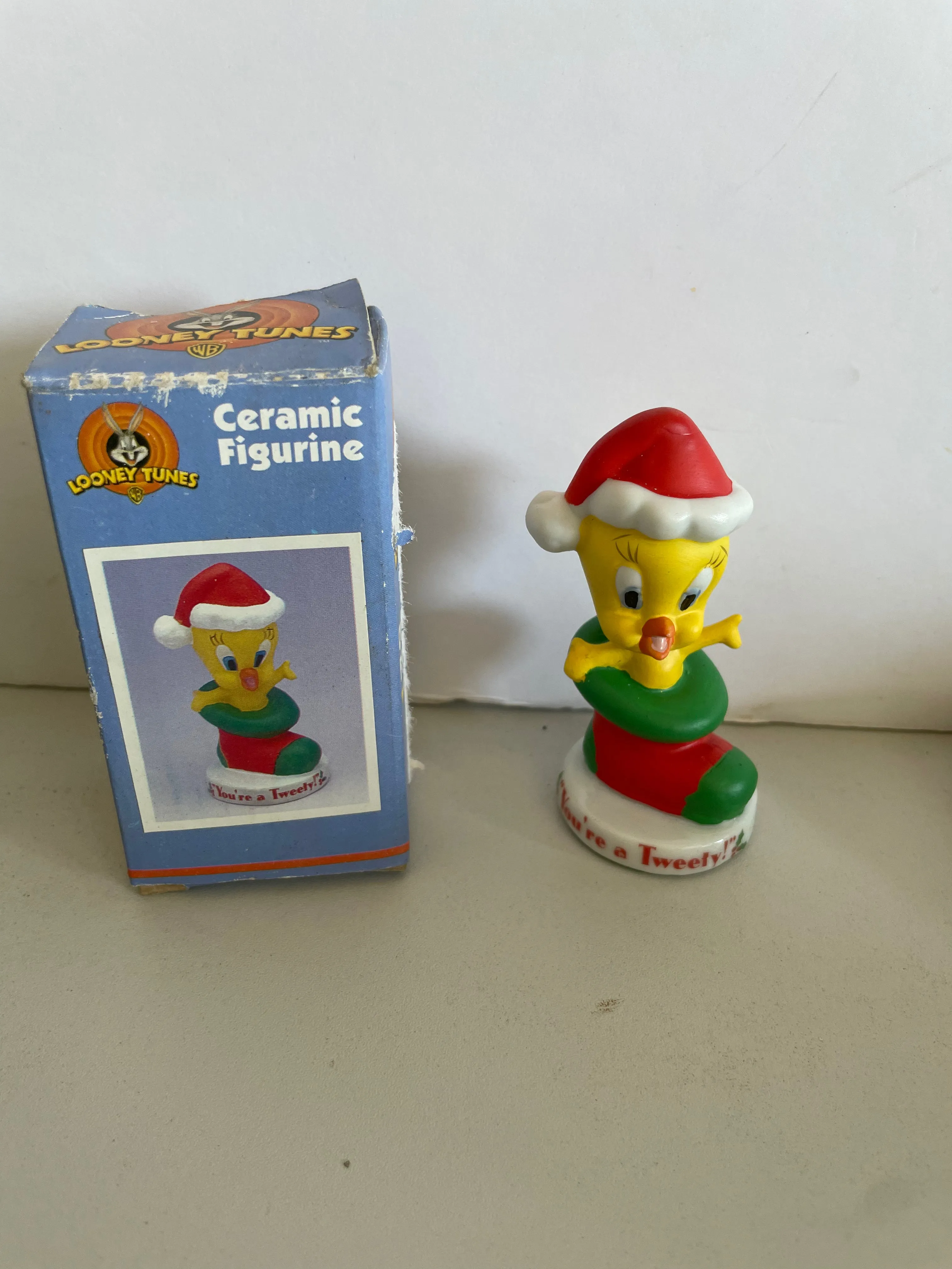 <€€ Vintage 1997 Looney Tunes Ceramic Tweety Bird Christmas Ornament Figurine Warner Bros Rare