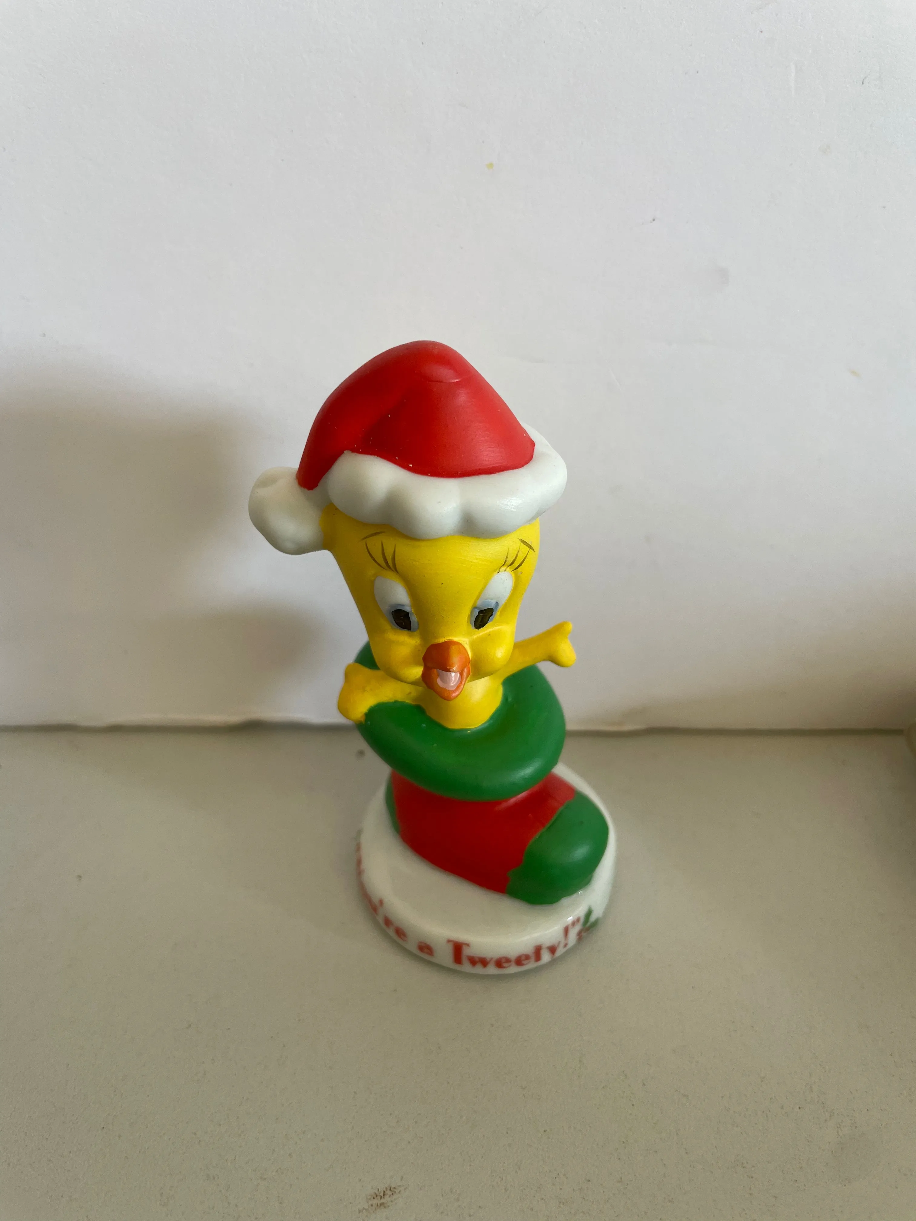 <€€ Vintage 1997 Looney Tunes Ceramic Tweety Bird Christmas Ornament Figurine Warner Bros Rare