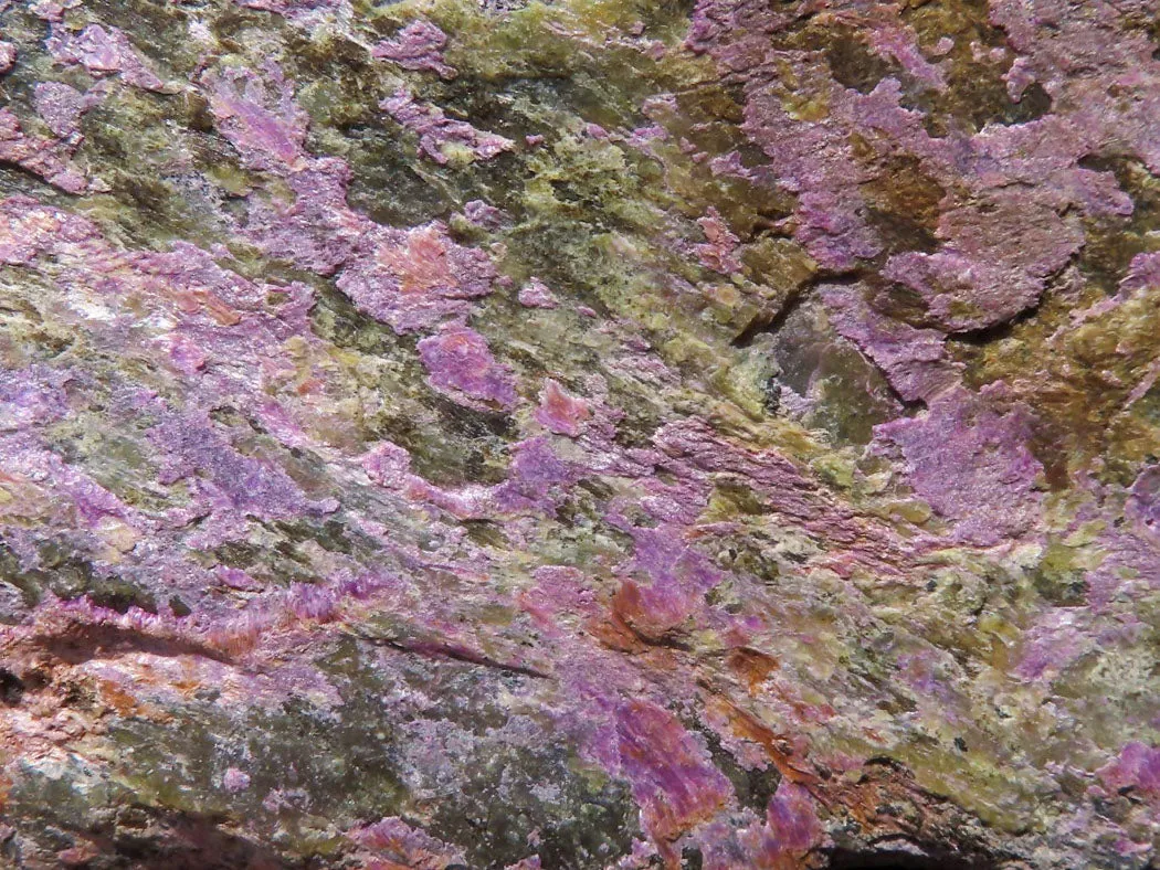 Natural Rough Stichtite Specimens x 4 From Barberton, South Africa