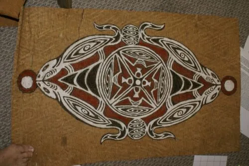 Rare Tapa Kapa Bark Cloth (Kapa in Hawaii) from Lake Sentani, Irian Jaya, Papua New Guinea. Hand painted by Tribal Artist with natural pigments: Abstract Stylized Geckos & Fish 31.5" x 19.5" No 14