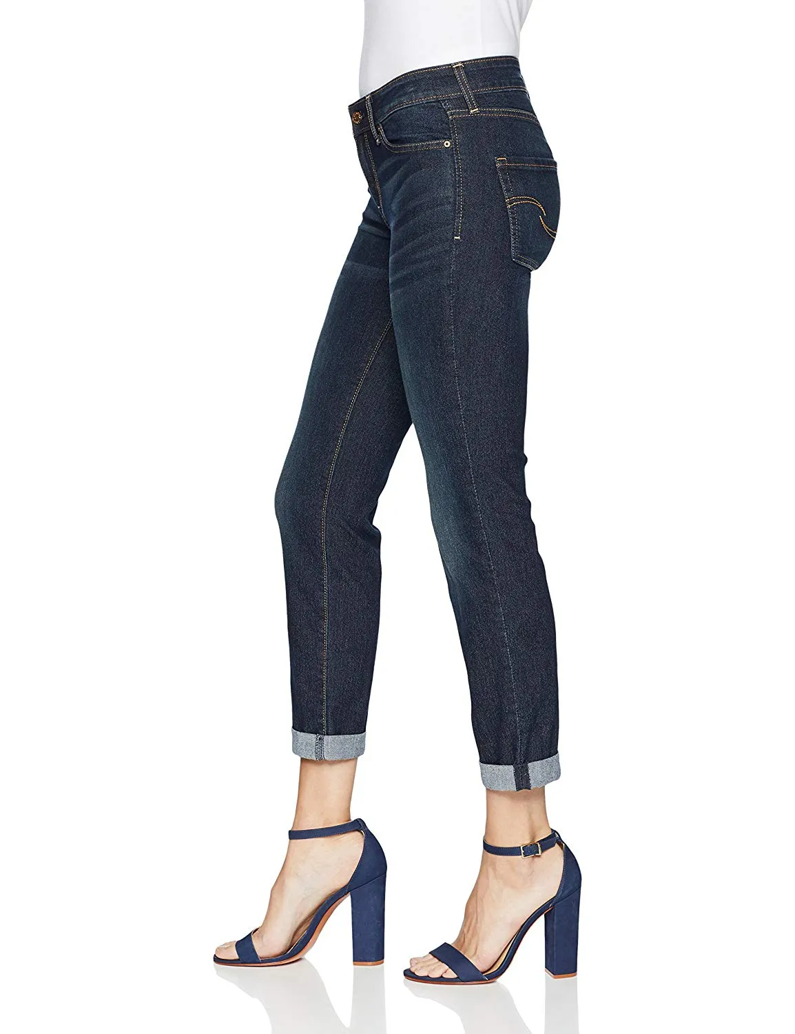 Signature by Levi Strauss & Co. Gold Label Women's Mid Rise Slim Boyfriend Jeans