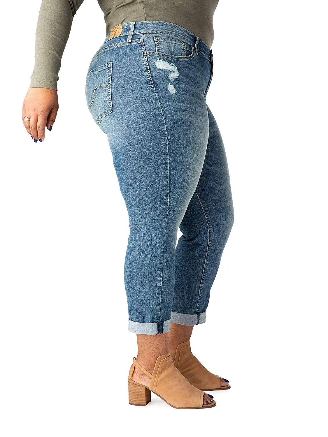 Signature by Levi Strauss & Co. Gold Label Women's Mid Rise Slim Boyfriend Jeans
