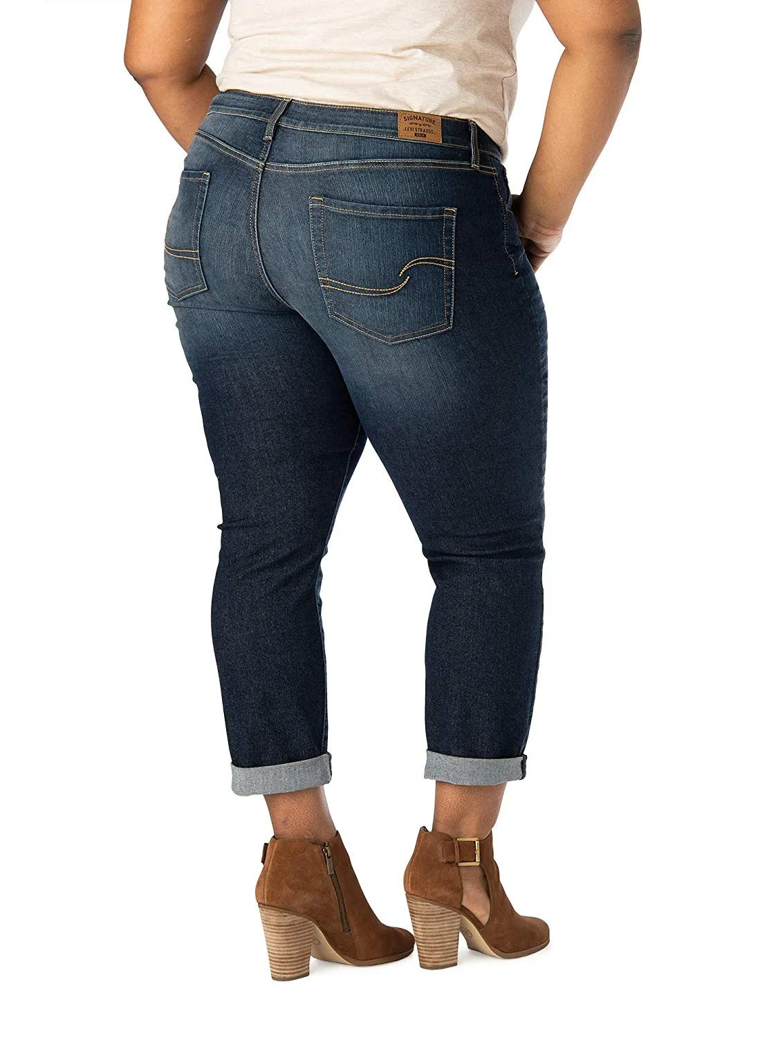 Signature by Levi Strauss & Co. Gold Label Women's Mid Rise Slim Boyfriend Jeans