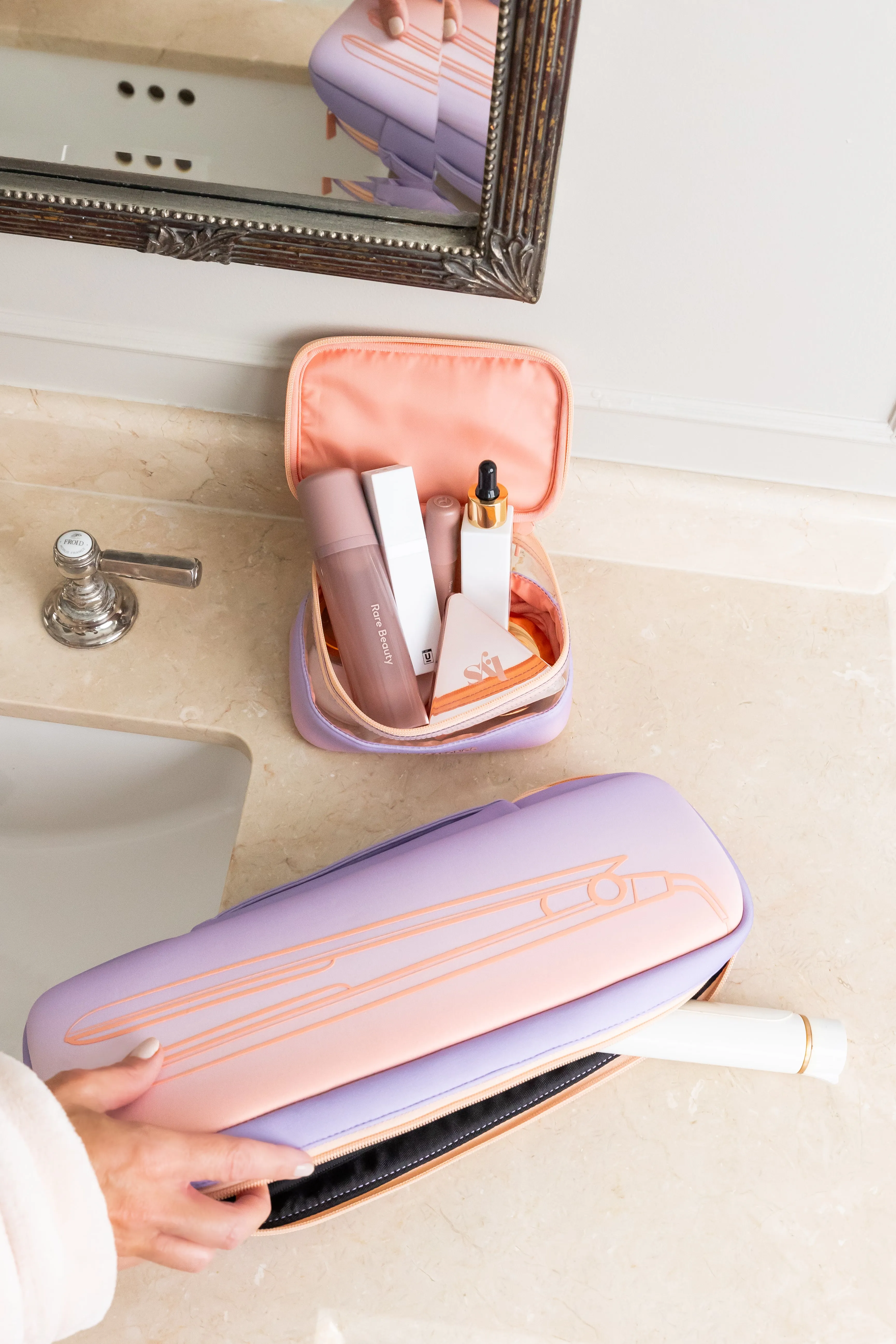 THE MINI CLEAR TRAIN CASE - BLACK